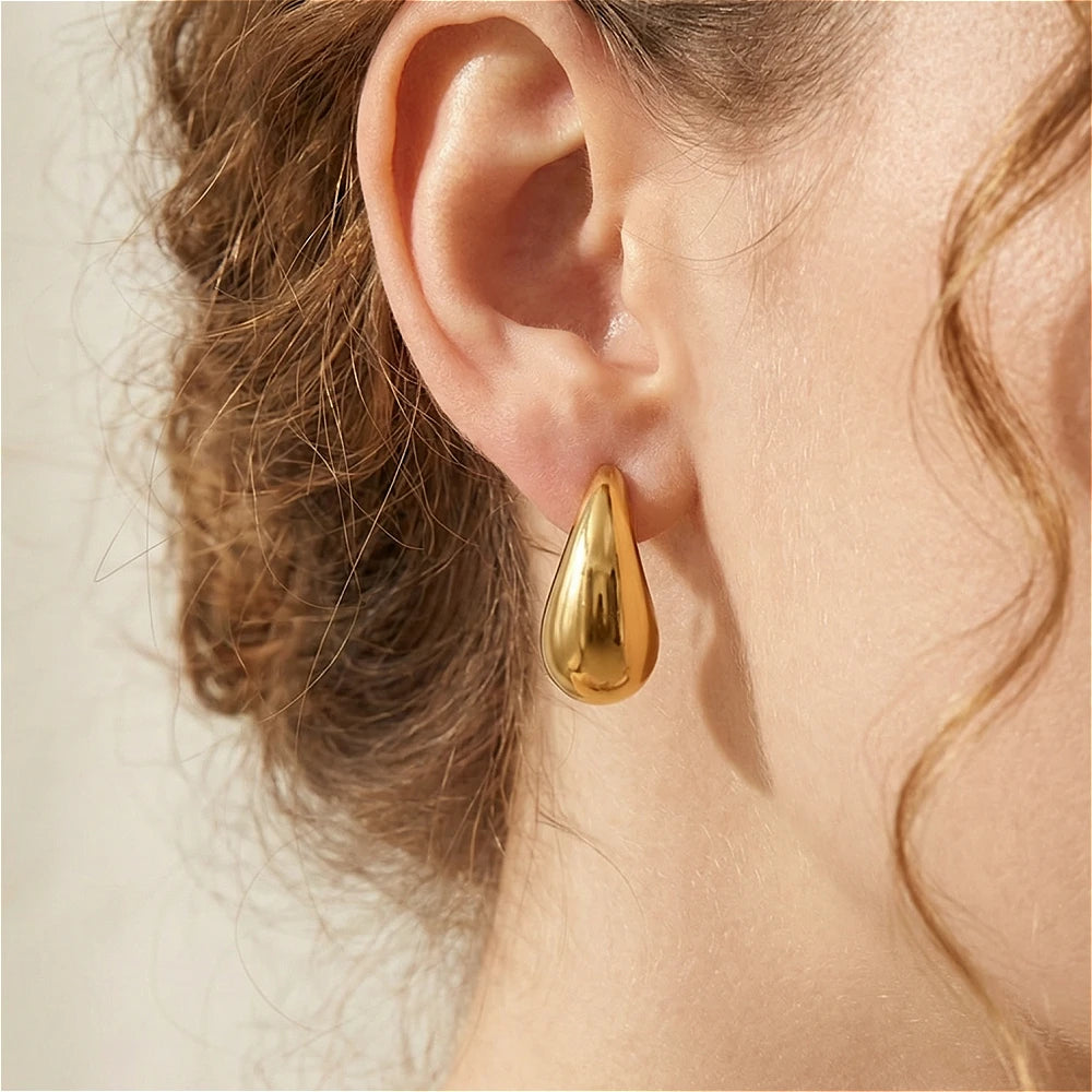 Vibemartini Teardrop-Shaped Hoop Earrings