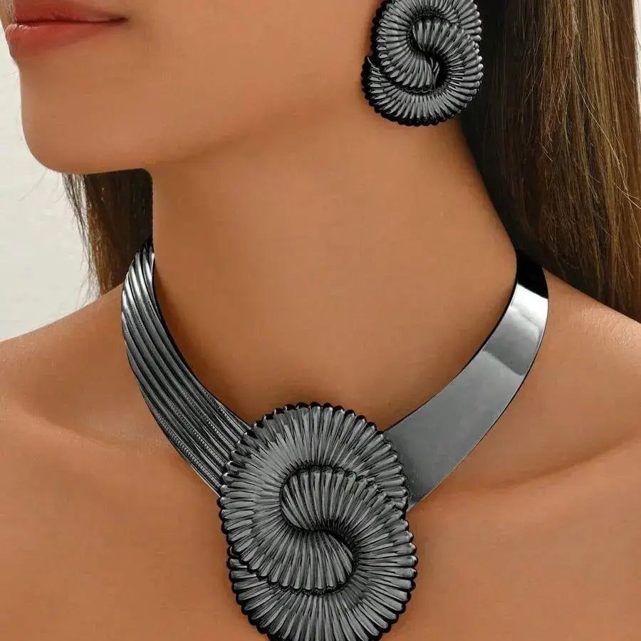 Bold Swirl Necklace & Earrings Set