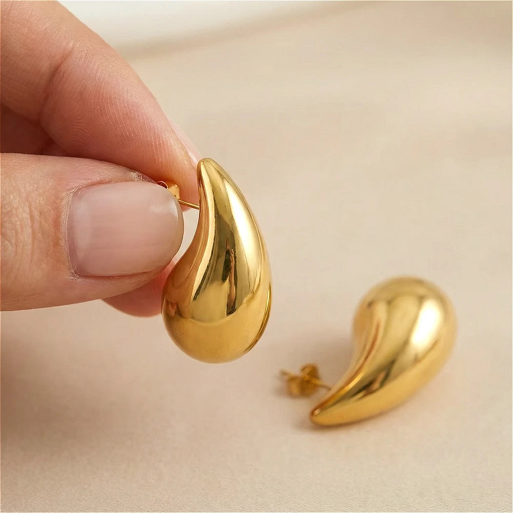 Vibemartini Teardrop-Shaped Hoop Earrings