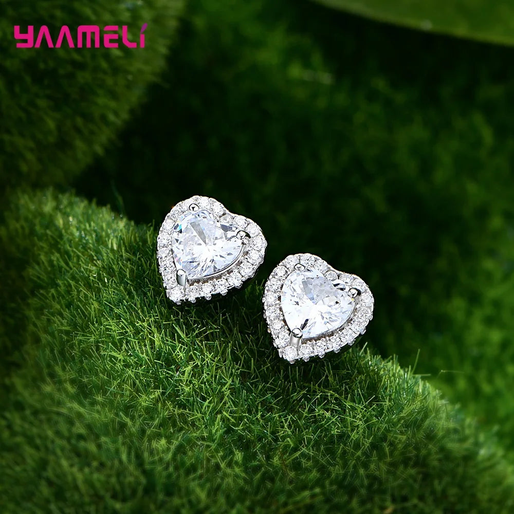 Luxara LoveSet™ – Heart Jewelry Set | Necklace, Earrings & Ring