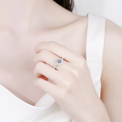 925 Sterling Silver Moissanite Ring | D Color