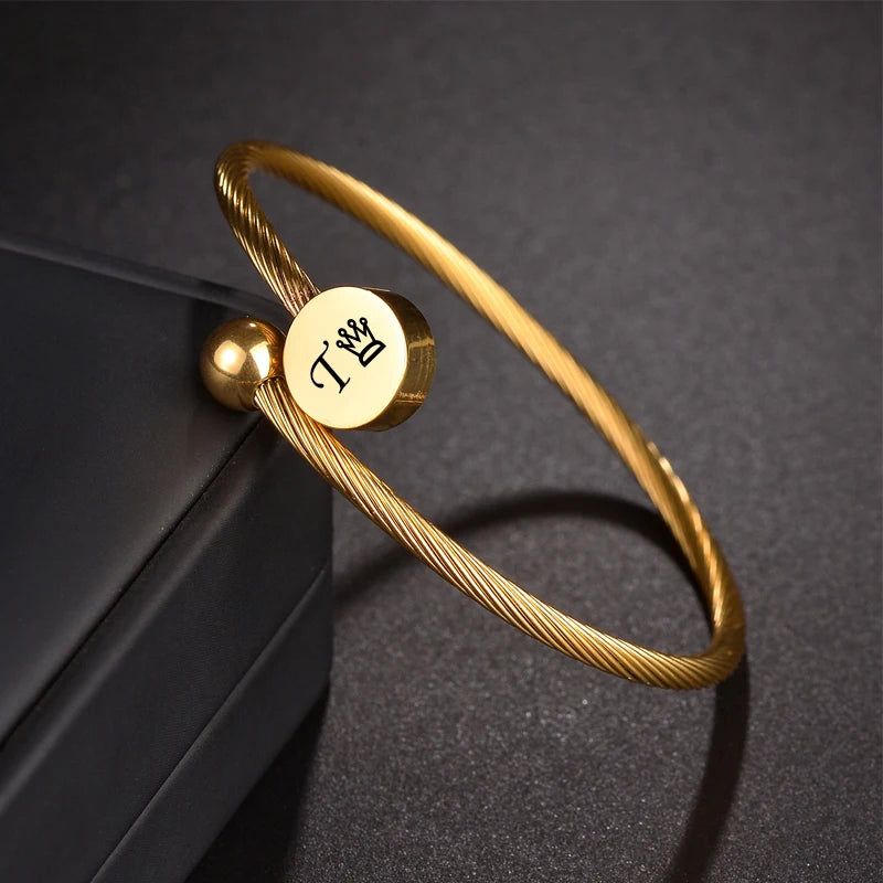 Personalized Heart Nameplate Bracelet