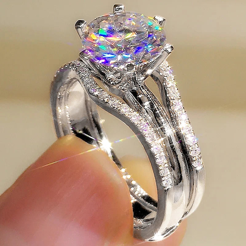 Classic Zircon Ring