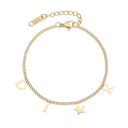 Bracelet Luxe Lettre & Étoile – Acier Inoxydable