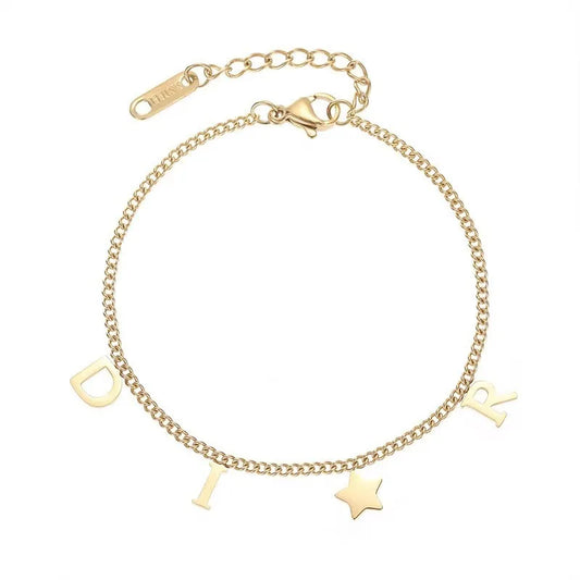 Bracelet Luxe Lettre & Étoile – Acier Inoxydable