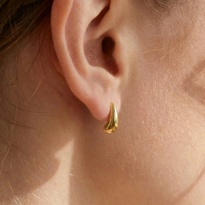 Vibemartini Teardrop-Shaped Hoop Earrings