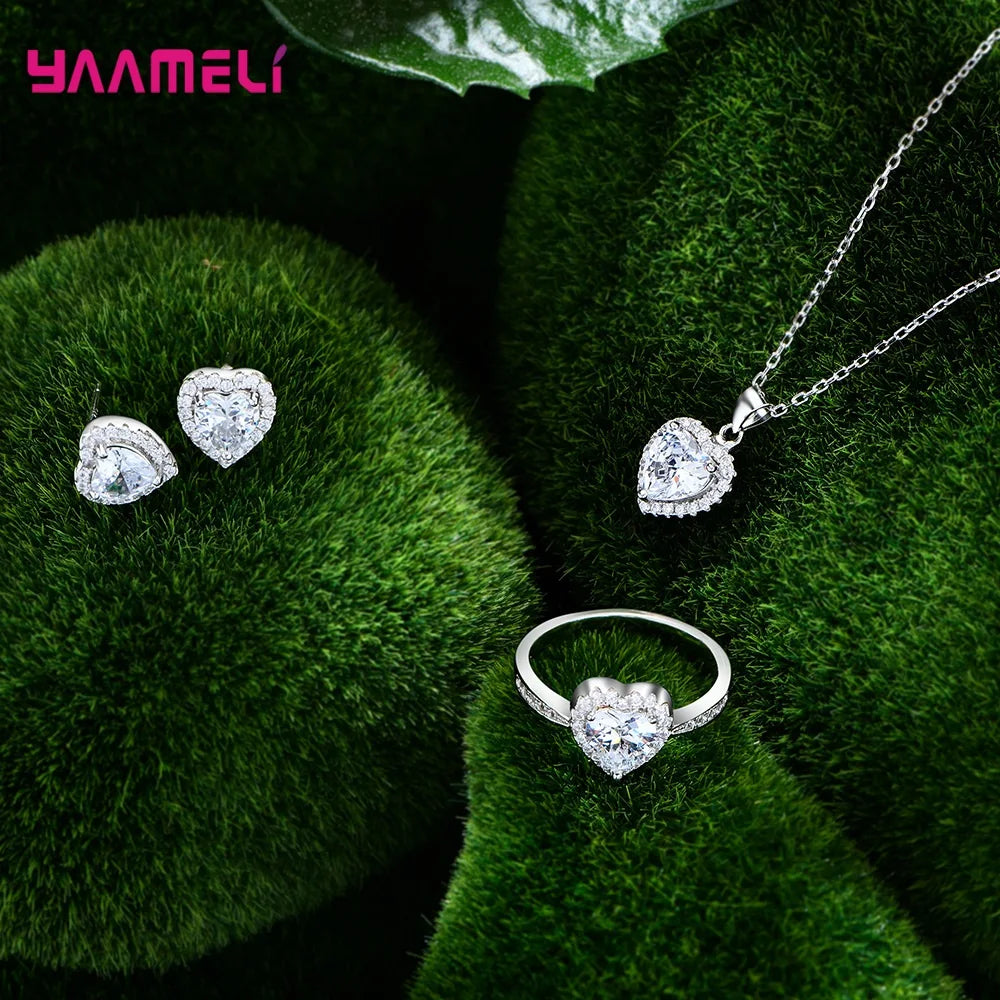 Luxara LoveSet™ – Heart Jewelry Set | Necklace, Earrings & Ring